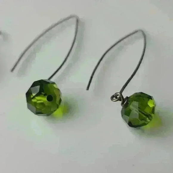 Vintage green red earrings bundle of 2 - Picture 5 of 14